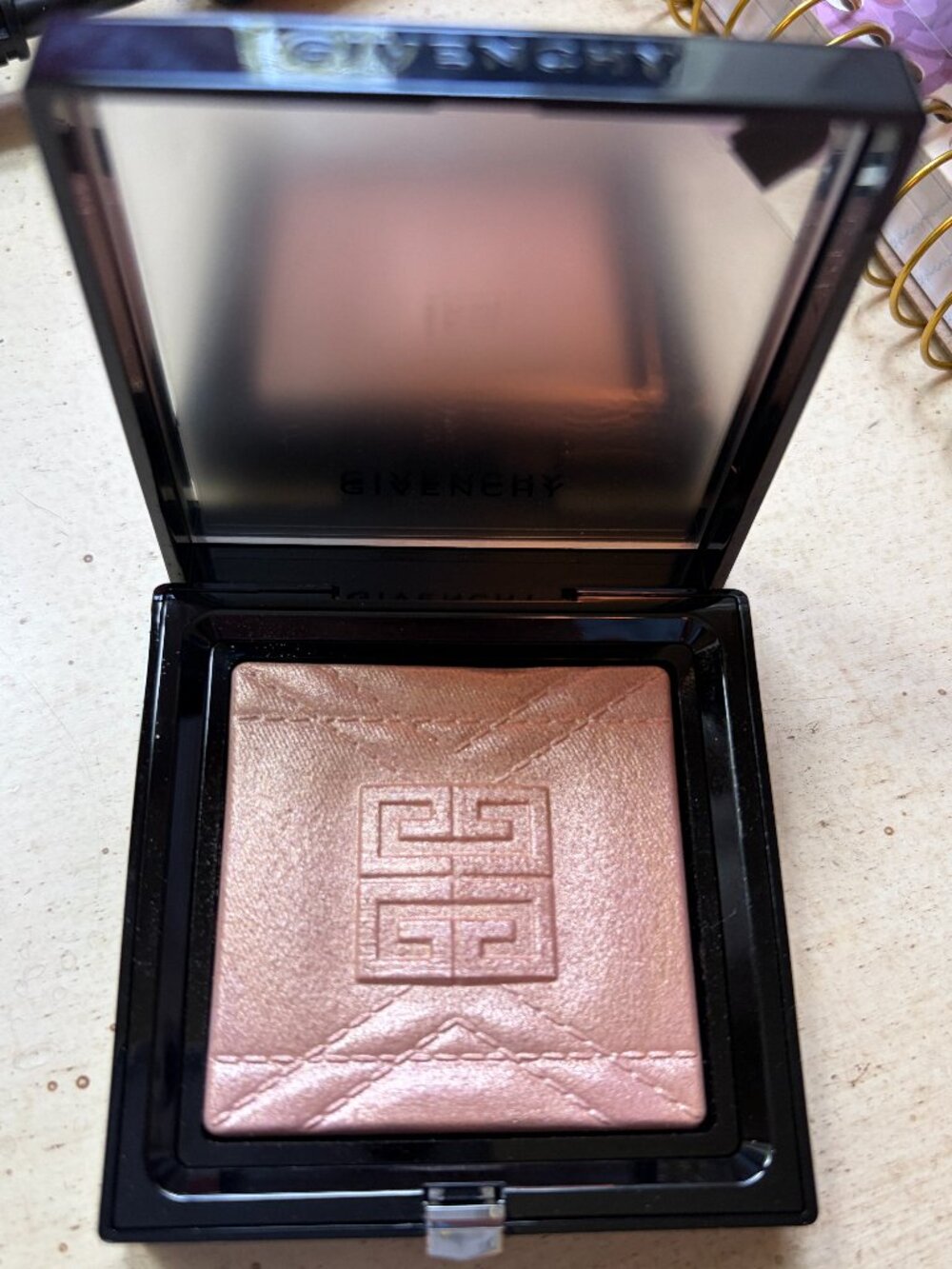 NIB Givenchy Prisme Libre Highlighter 002 Rosy Gold
